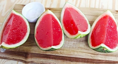 A Southern Flavor Twist: The Buzz Behind Salted Watermelon