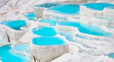 Pamukkale: A Journey Through Turkey’s Cotton Castle and Ancient Wellness Haven