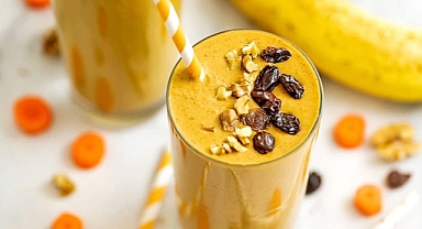 Energizing Carrot-Banana Smoothie: A Vitamin-Packed, Delicious Drink