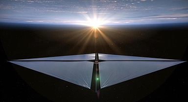 Retired SpaceX Starlink Satellite Shines Like a Fireball Across Southwest Sky