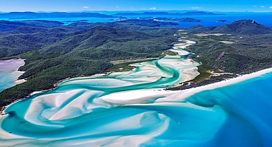 “World's Most Breathtaking Beaches: Top 10 Paradises to Visit”