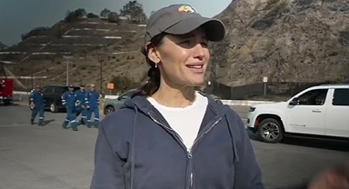 Jennifer Garner Reflects on Tragedy and Triumph Amid California Wildfires: A Story of Loss and Hope