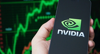 Nvidia Surges Past Wall Street Forecasts as AI-Driven Data Center Revenue Soars 73%