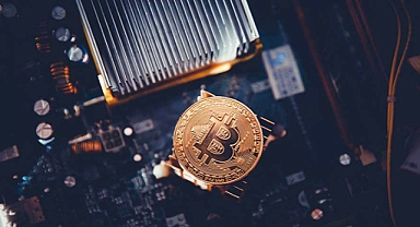 CRCL vs. IREN: Which Crypto Stock Holds the Stronger Edge Now?