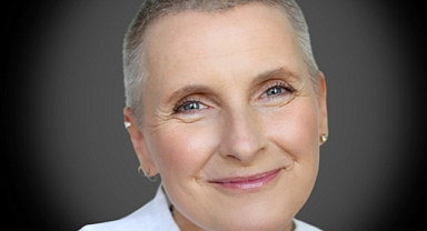 Elizabeth Gilbert’s Memoir “All the Way to the River” Struggles to Balance Grief and Self-Indulgence