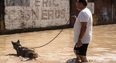 Deadly Floods Ravage Mexico as Tropical Storms Leave Dozens Dead and Thousands Displaced
