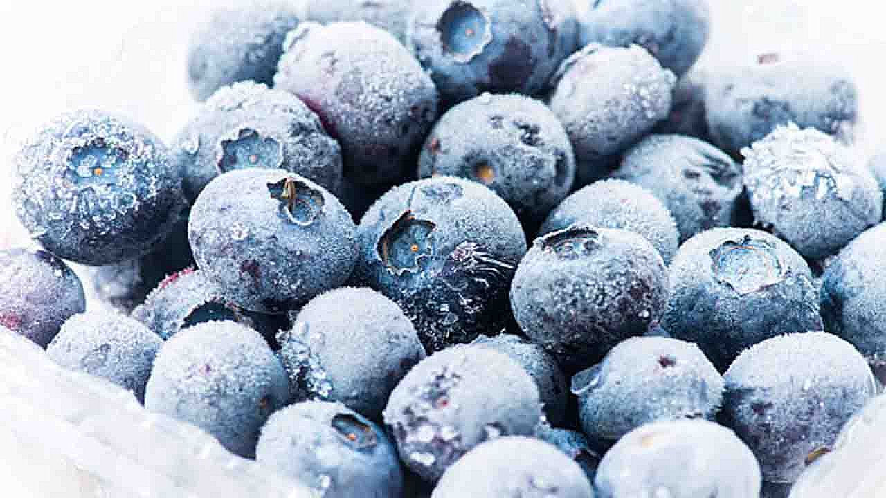 Overnight Blueberry Oatmeal Magic: The 4-Ingredient Slow Cooker Breakfast You'll Crave All Week