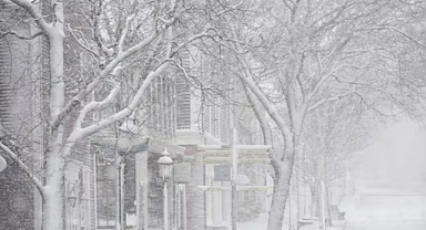 Snowstorm to Bring High Winds and Slushy Roads to Chicago Area